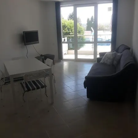 синята дъга Aparthotel