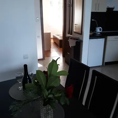 синята дъга Aparthotel *