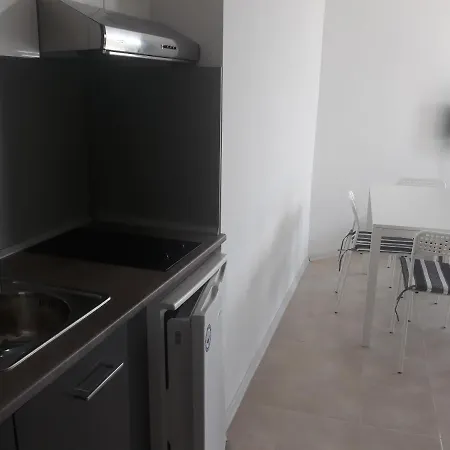 синята дъга Aparthotel Tschernomorez