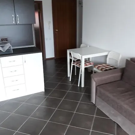 Aparthotel синята дъга Tschernomorez